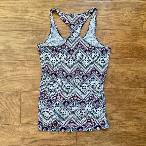 PINK Victoria's Secret Sleepwear Tank Top Size M Tribal Aztec Print Racerback - Picture 2 of 7